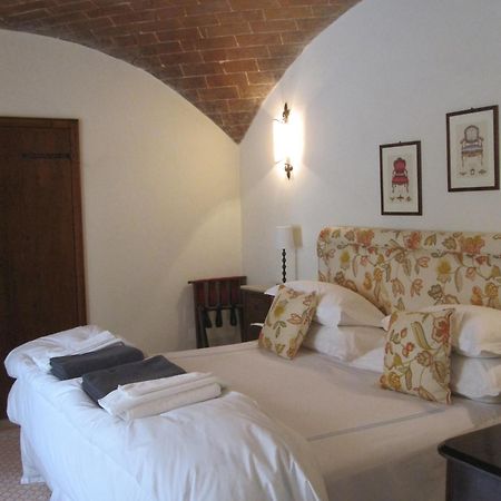 Tenuta Santo Pietro П'єнца Екстер'єр фото