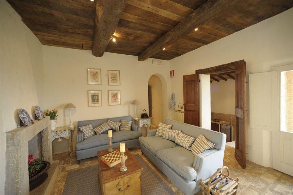 Tenuta Santo Pietro П'єнца Екстер'єр фото