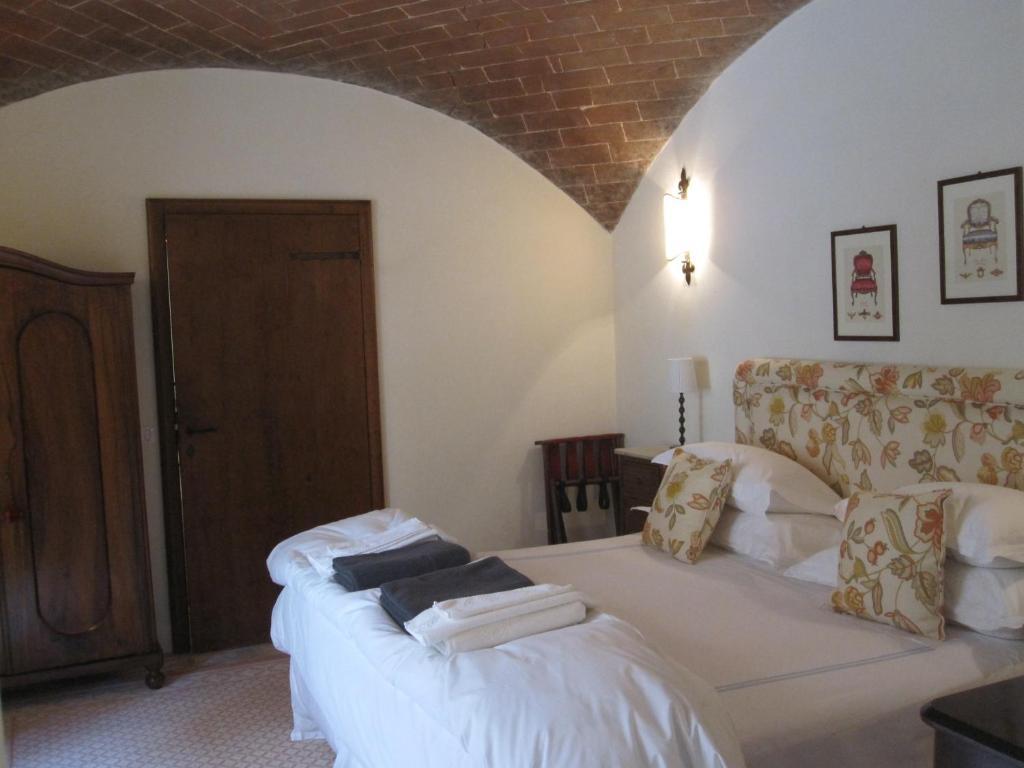 Tenuta Santo Pietro П'єнца Номер фото