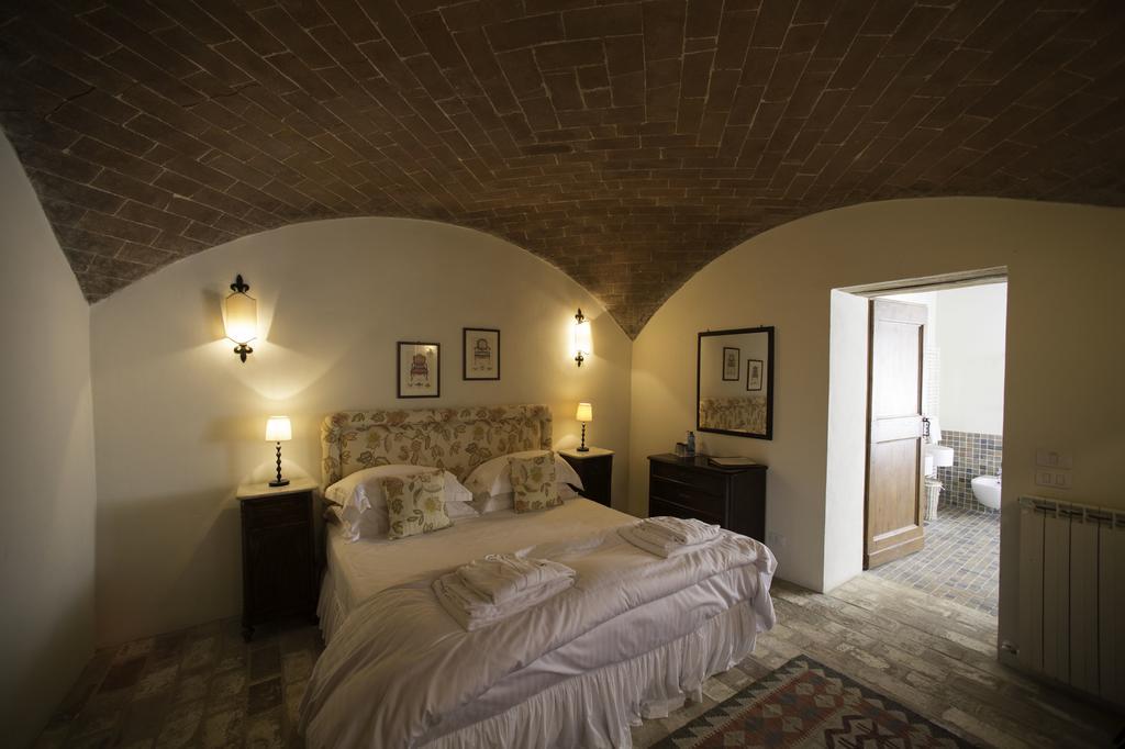Tenuta Santo Pietro П'єнца Екстер'єр фото