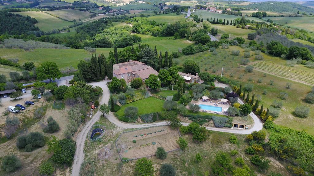 Tenuta Santo Pietro П'єнца Екстер'єр фото