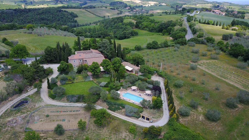 Tenuta Santo Pietro П'єнца Екстер'єр фото