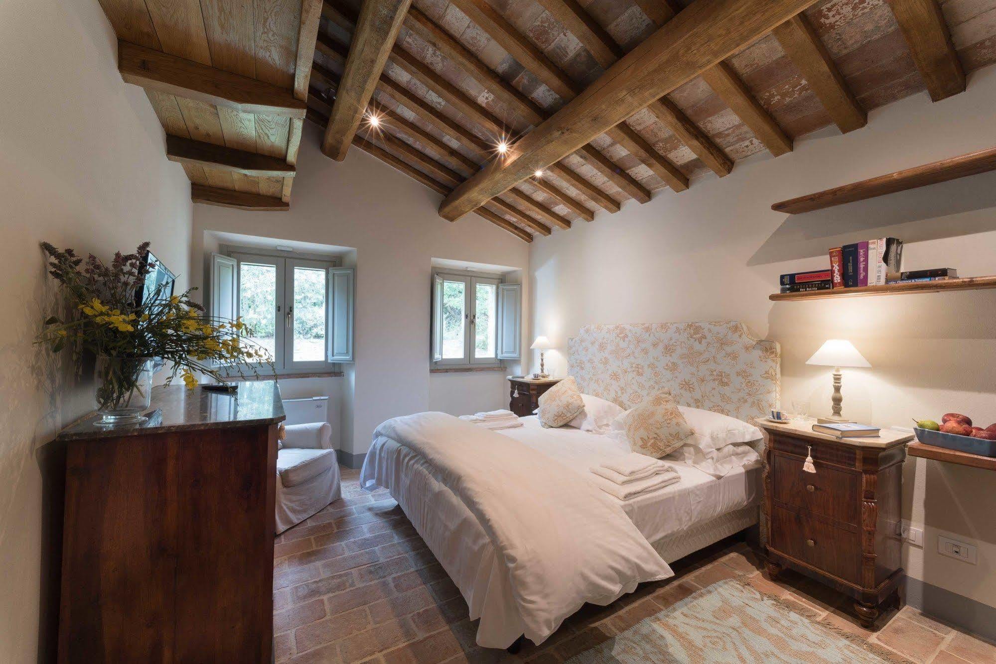 Tenuta Santo Pietro П'єнца Екстер'єр фото